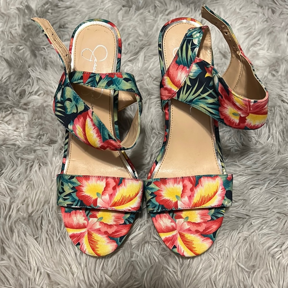 Floral/Hawaiian print Wedges